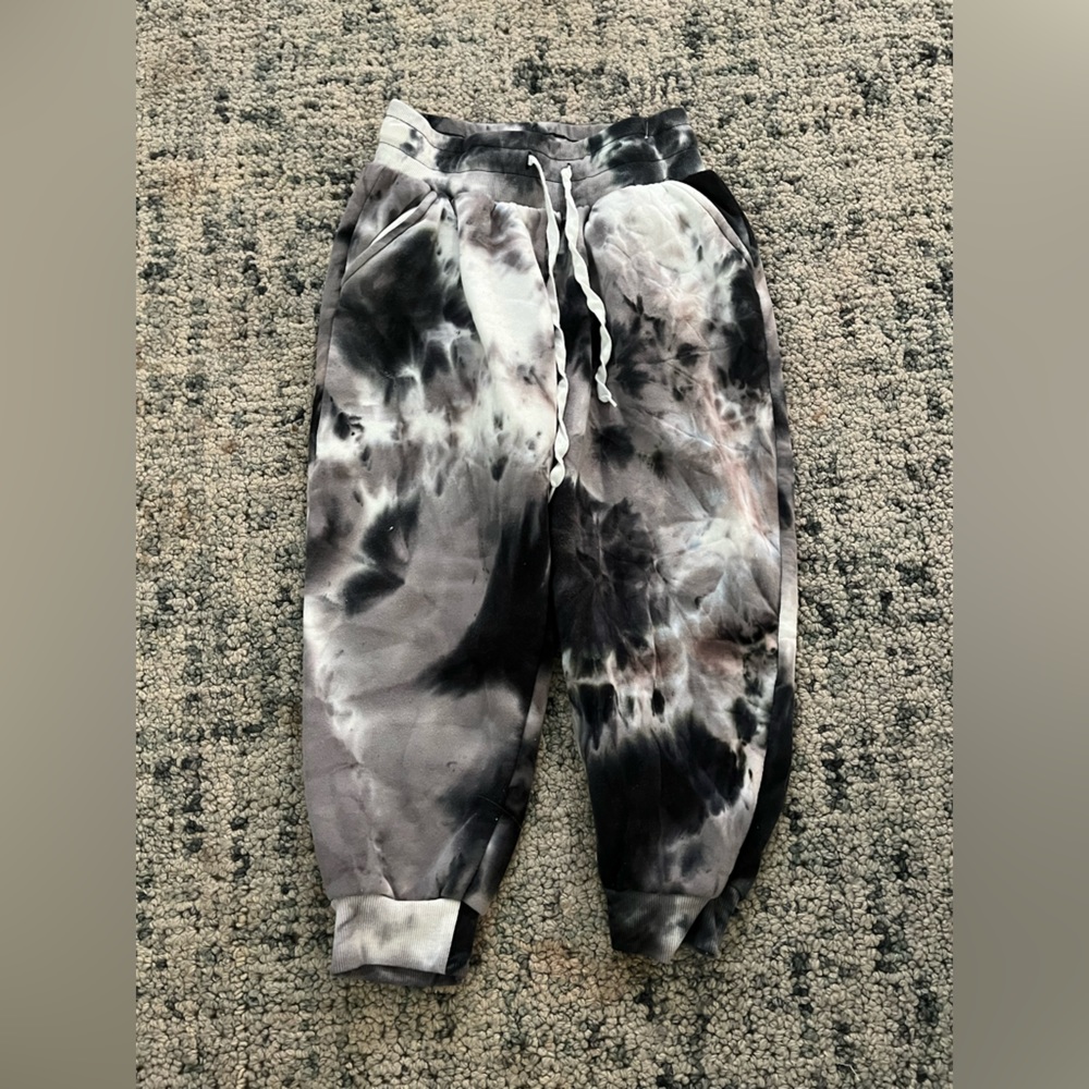 Love Streak capri joggers